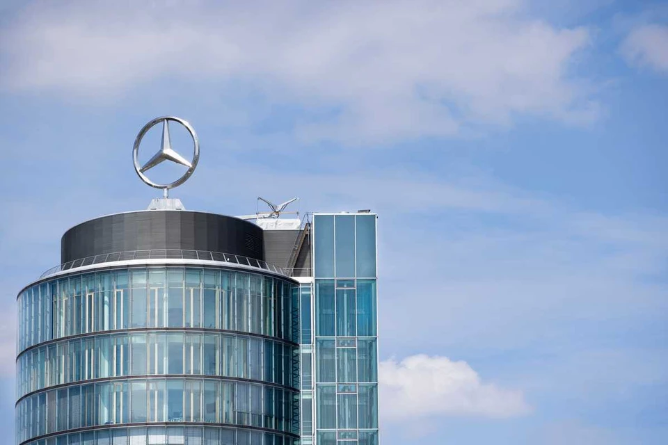 Продажи автомобилей Mercedes-Benz могут запретить в США. Alejandro Camacho B / Shutterstock.com / Fotodom.