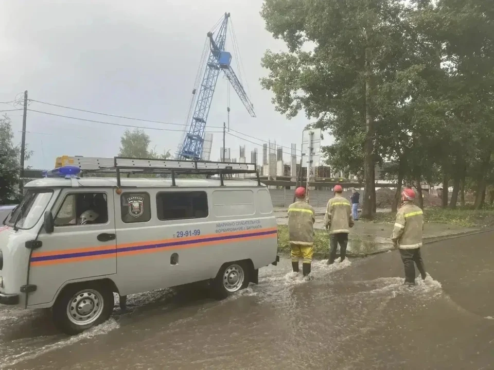 В городе ликвидируют последствия непогоды