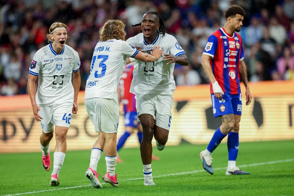 Чинонсо Оффор трижды отправил мяч в ворота армейцев, но засчитали только один.