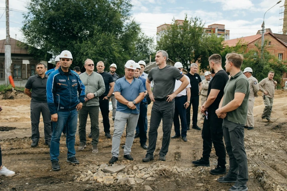 Губернатор Амурской области Василий Орлов проинспектировал площадку строительства нового родильного дома в Благовещенске. Фото: Правительство Амурской области