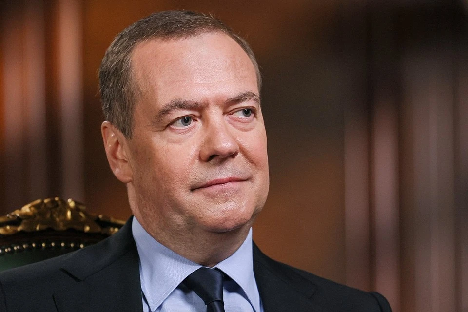Медведев заявил, что Минские соглашения яркий пример испорченности западной дипломатии