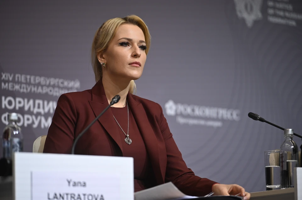 Лантратова отметила, что Россия последний месяц добивается от Украины начать обмен пленными