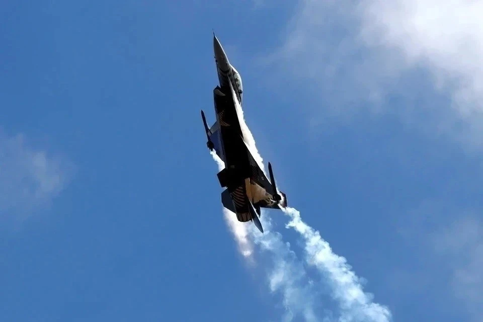 Стрелец: новый двухместный истребитель Су-57 станет пунктом управления дронами