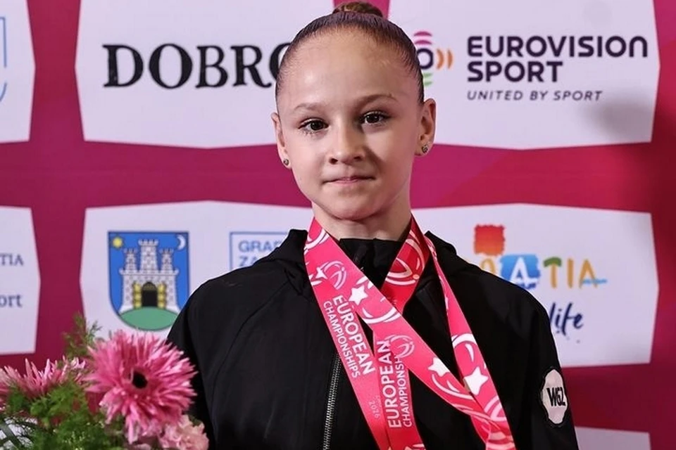 Полина Дмитриева из Башкирии в составе сборной России завоевала на Первенстве Европы по спортивной гимнастике 4 золотых и одну серебряную медаль. Фото: Федерация спортивной гимнастики России