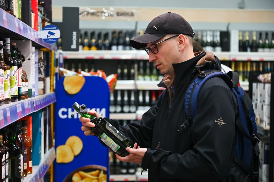 Нижегородцам рассказали о рисках 200 заболеваний после употребления алкоголя.