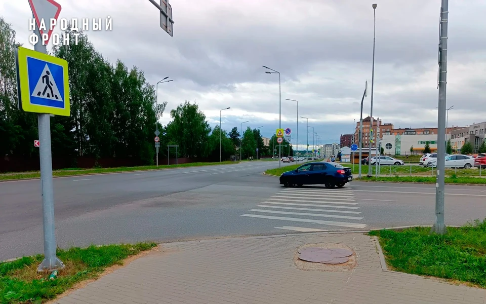 Кировские родители пожаловались на опасную дорогу возле школы. Фото: ОНФ.