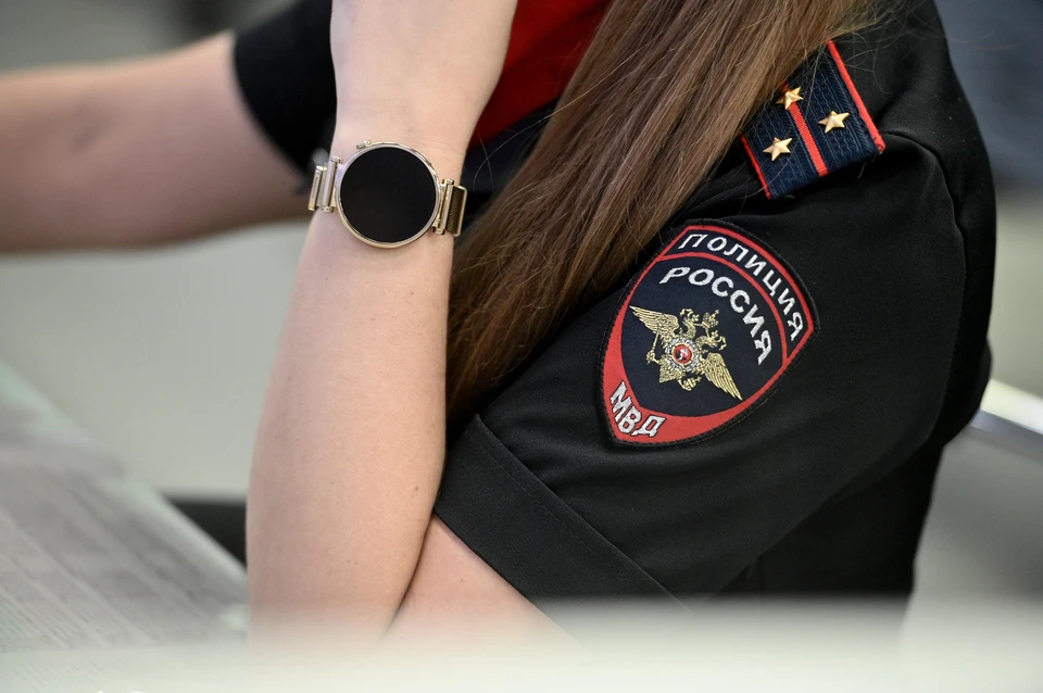 Полиция оперативно установила личность и местонахождение подозреваемого.