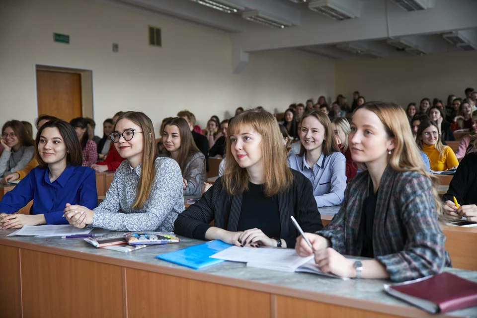 Почти 1000 студентов из многодетных семей РТ получили компенсацию за обучение