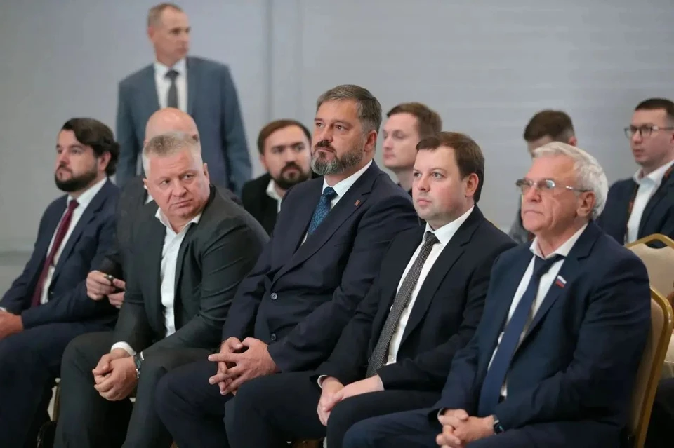 На территории ОЭЗ «Кулибин» открылся завод-резидент «АКСИС». ФОТО: Соцсети Михаила Клинкова.