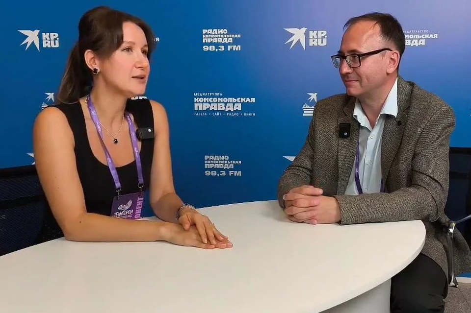Ксения Астракова на «Технопроме-2026» в Новосибирске. Фото: КП-Новосибирск