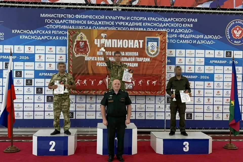 Росгвардейцы из ДНР стали чемпионами Южного округа войск по самбо. Фото: Росгвардия