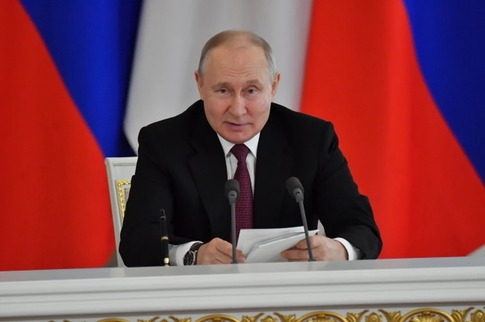 Владимир Путин прибыл во Владивосток для участия в ВЭФ