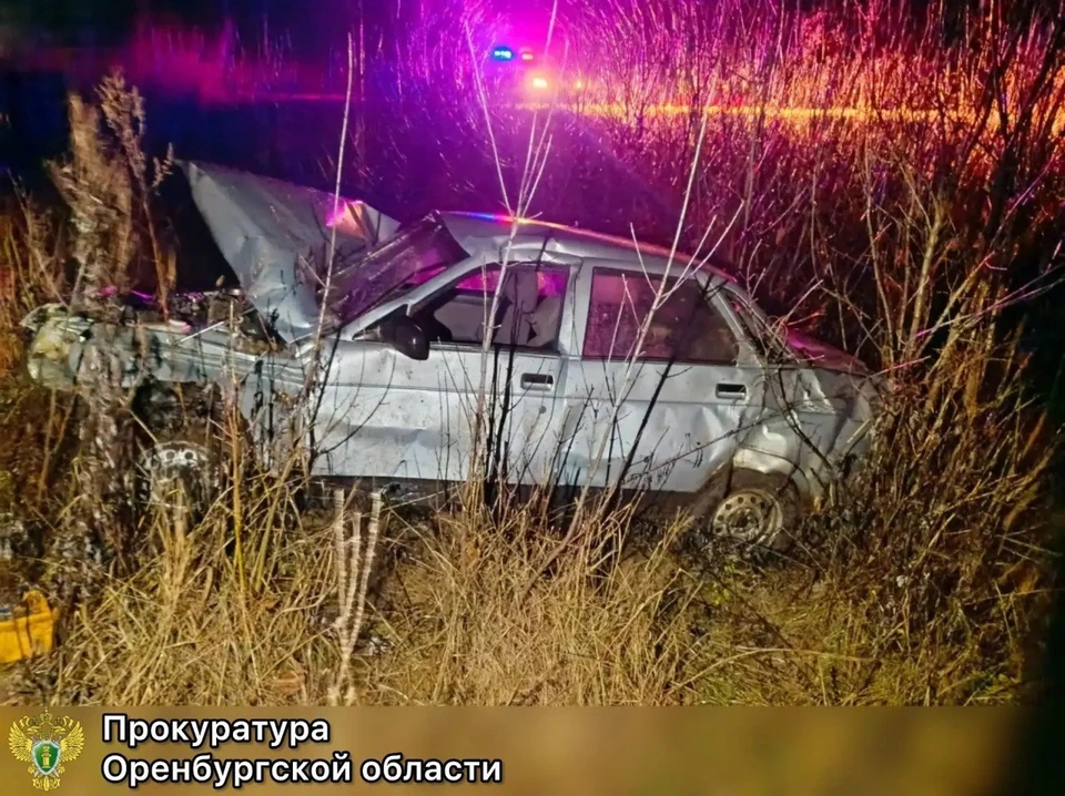 35-летняя пассажирка, которая не была пристегнута ремнем безопасности, получила несовместимые с жизнью травмы и скончалась на месте