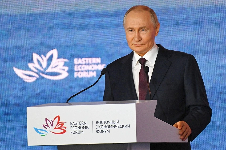 Путин: России нужно создать стимулы для повышения рождаемости