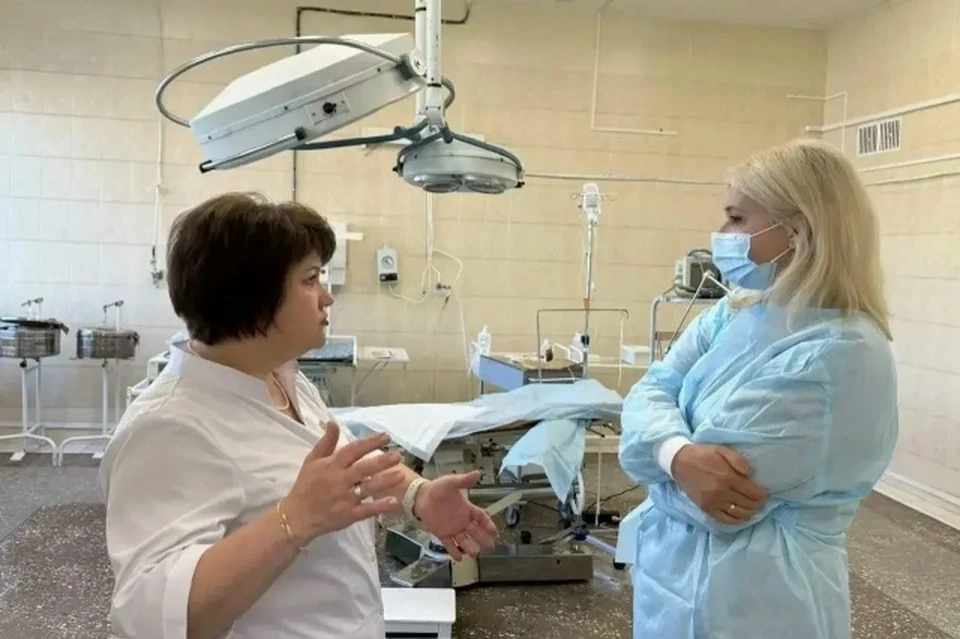 Заместитель председателя правительства Иркутской области Наталья Дикусарова побывала в Братском перинатальном центре. Фото: пресс-служба администрации Братска.