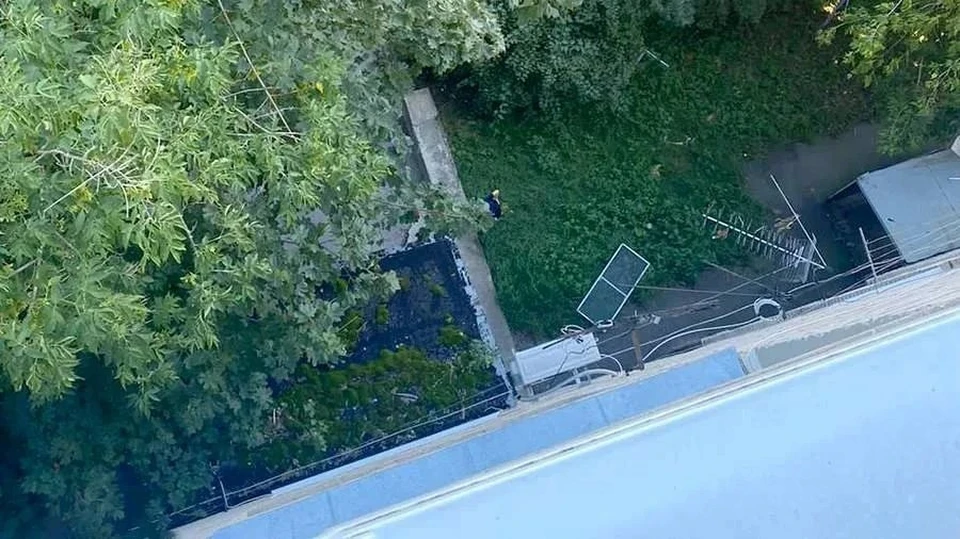 15-летняя жительница Ульяновска выпала с 5 этажа МКД. ФОТО: канал в Мах Треш Ульяновск