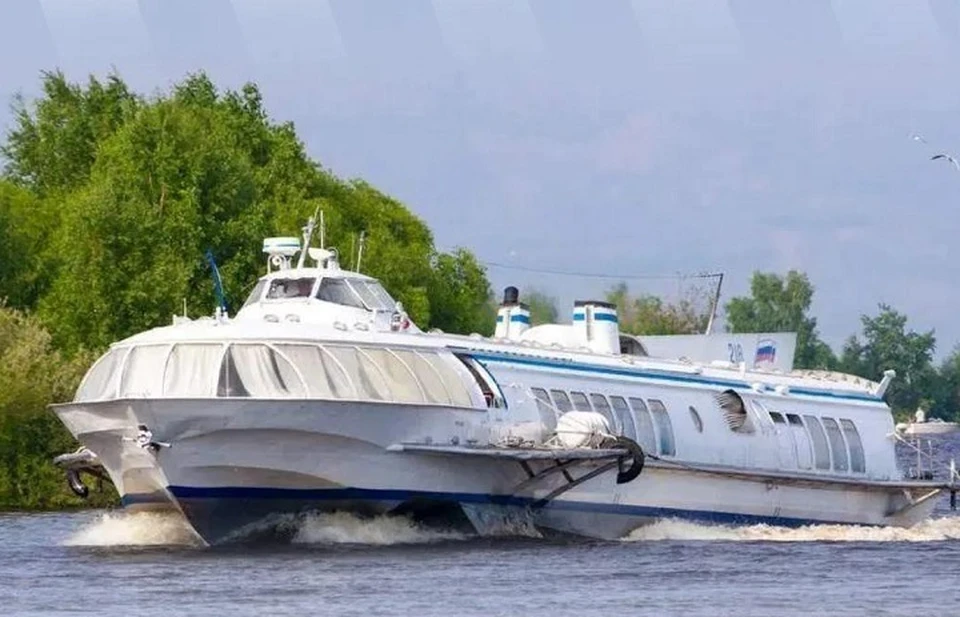"Метеор" будет ходить до октября.