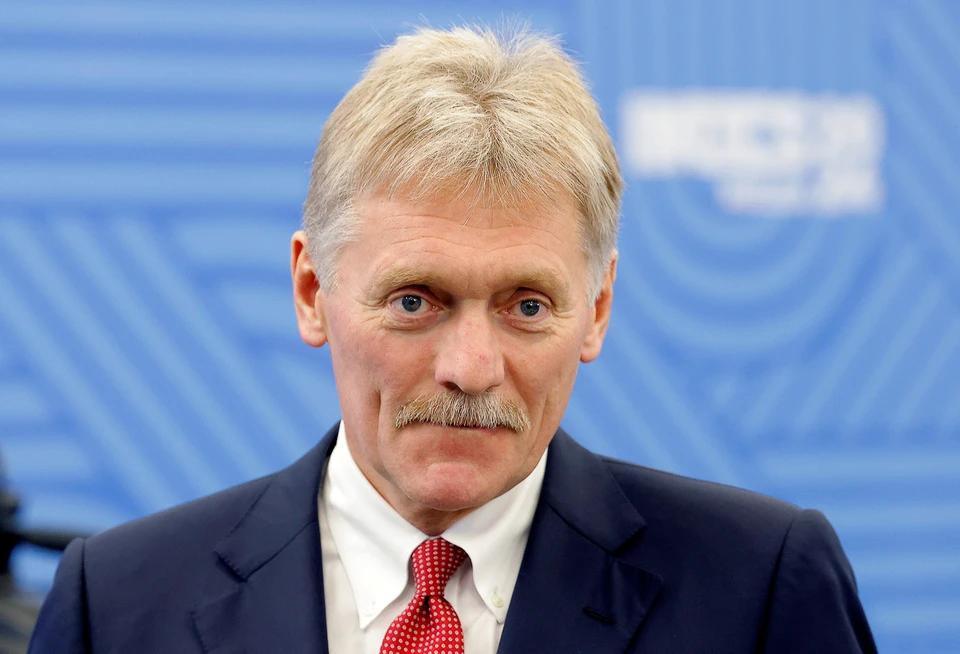 Песков назвал онлайн-голосование на выборах очень удобным и надежным
