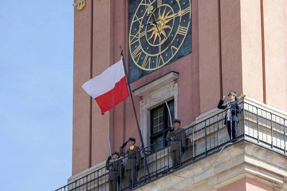 Угрозами Польши в адрес России метит на лидерство в ЕС