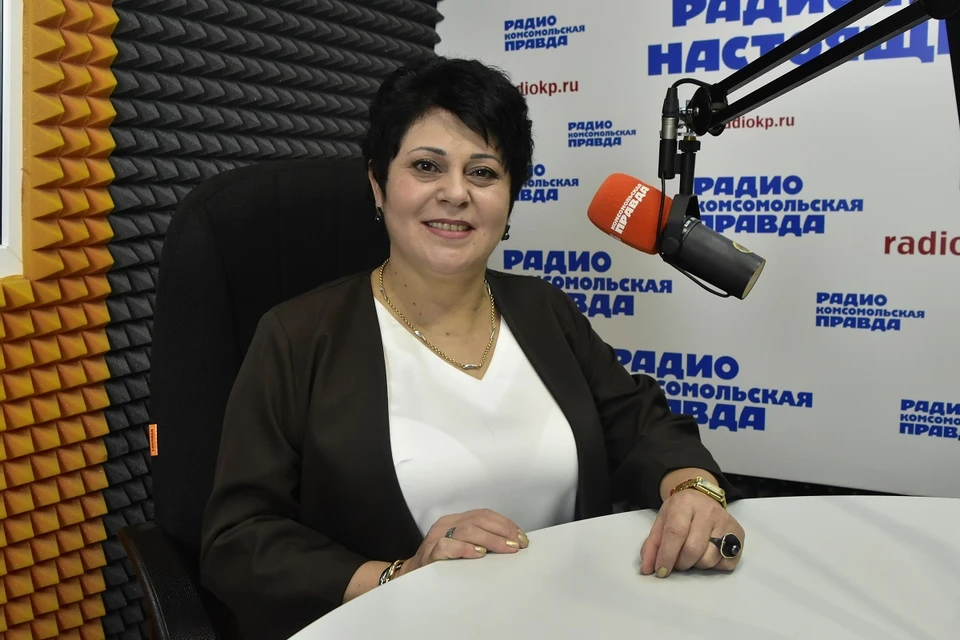 Победительница конкурса «На линии добра» в студии радио "КП-Ростов-на-Дону"