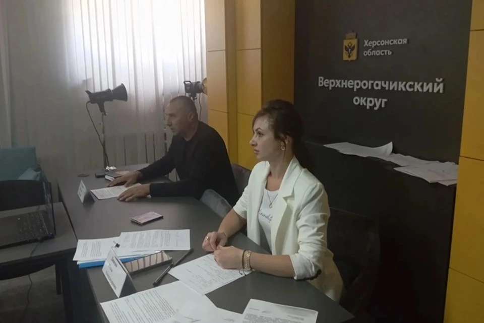 В Верхнерогачикском округе на плановом заседании КДН сняли с профилактического учета одну из местных семей. Фото: администрация Верхнерогачикского округа