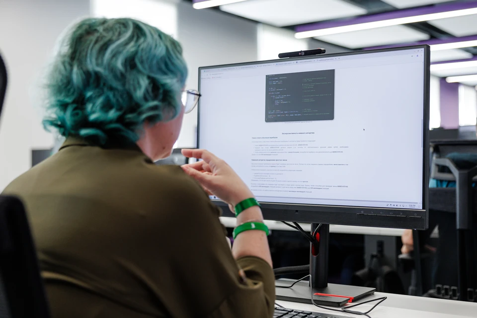 Разработка объединяет множество агентов, которые упрощают выполнение типовых задач