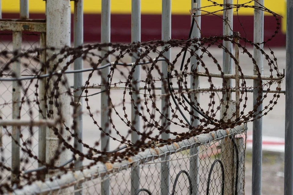 Обвиняемого в убийстве мужчину отправили под стражу.