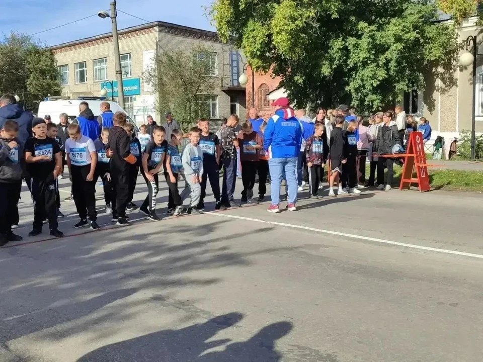 Стражи порядка участвовали в забеге. Фото: ГУ МВД по Новосибирской области.