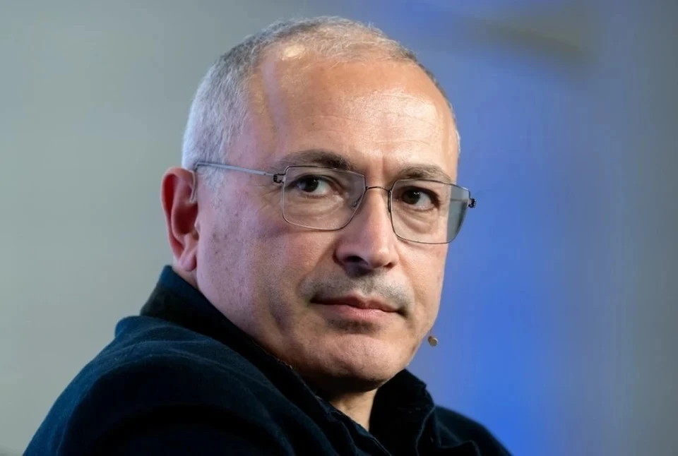 Как отметил журналист, Ходорковский* нанимал крупные лоббистские компании в Европе и США.