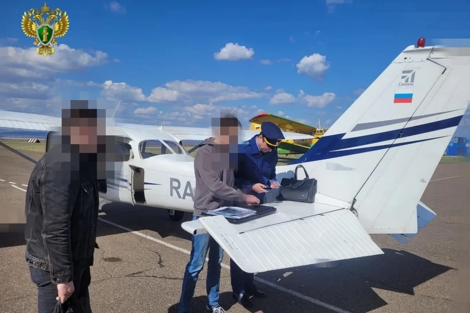 Транспортная прокуратура пресекла нелегальные перевозки. Фото: Западно-Сибирская транспортная прокуратура