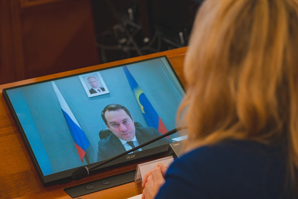 Губернатор Мурманской области Андрей Чибис принял участие в слушаниях по проекту федерального бюджета в Совете Федерации под руководством Валентины Матвиенко. Фото: Игорь Громов / Правительство Мурманской области