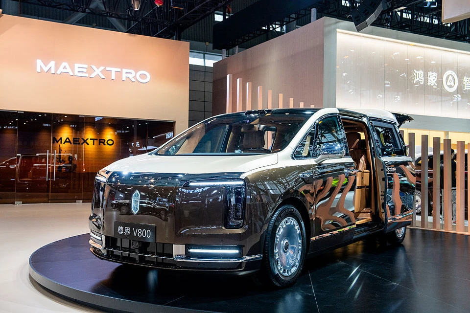 У премиального минивэна Maextro V800, созданного Huawei и JAC, обнаружились серьезные проблемы с тормозной системой.Фото: CFOTO / Contributor/ gettyimages