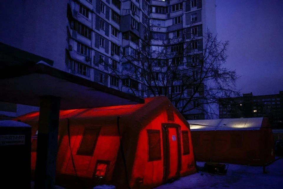 Украинские депутаты по энергетике сами остались без света: Здание теперь обесточено