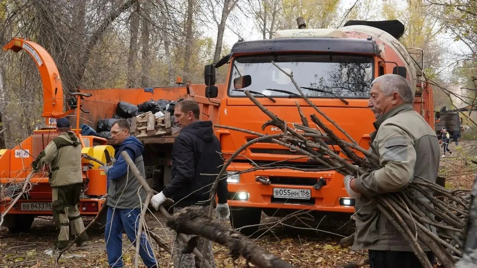 Одной из главных площадок стала территория за автомостом через Урал рядом со стелой «Европа – Азия». Фото: мэрия Оренбурга