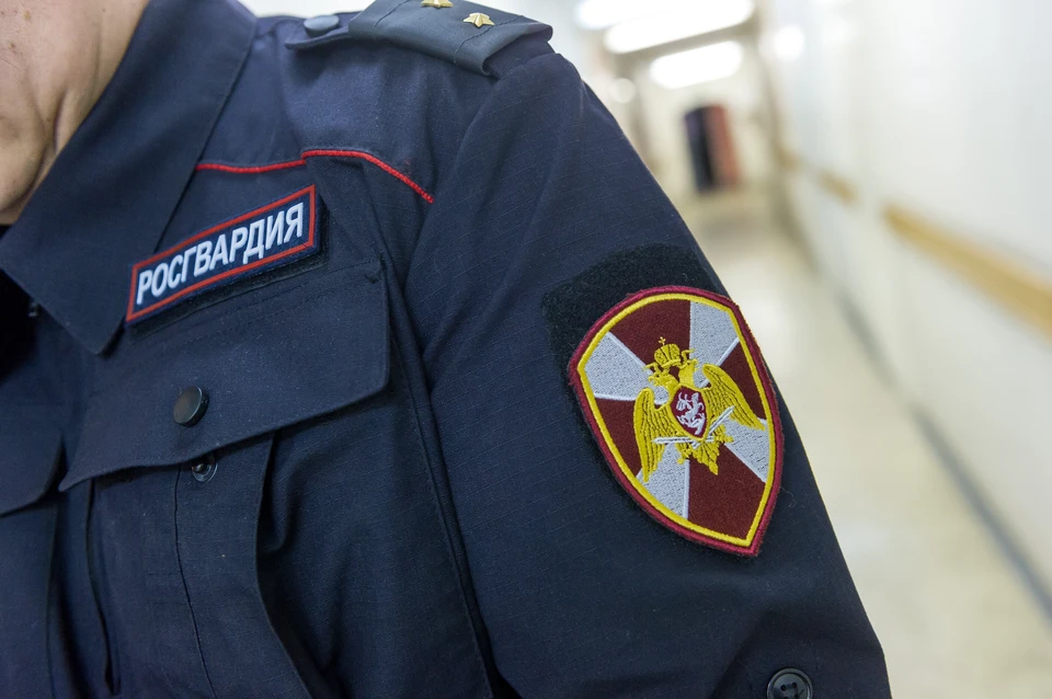 Нападавший старшеклассник давно славится своей агрессивной, «бандитской» репутацией.
