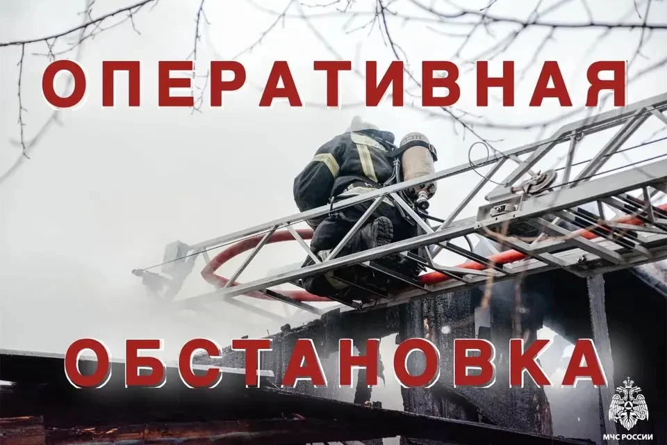 Расчеты выезжали на тушение жилых построек в пяти округах региона. Фото: МЧС Тверской области.