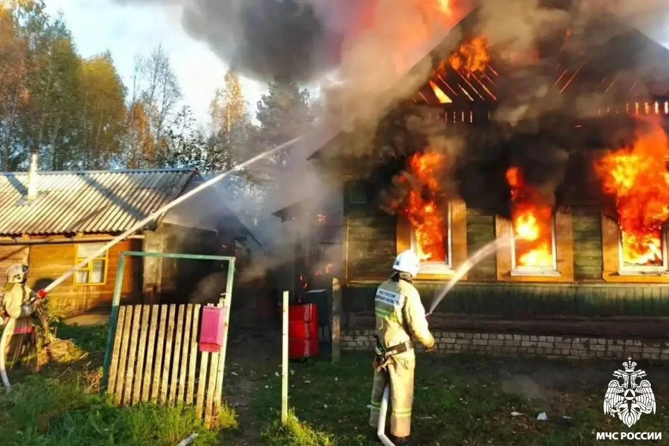 Пожар был действительно сильный. Фото: ГУ МЧС по Тверской области