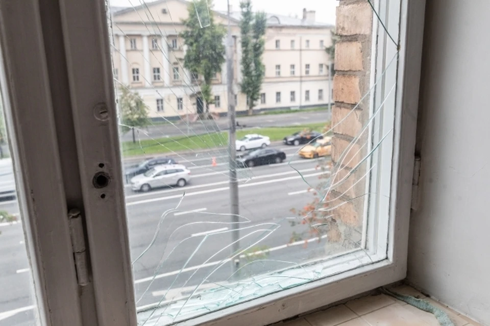С начала года от ударов в ЛНР в разной степени пострадали несколько десятков многоквартирных домов.