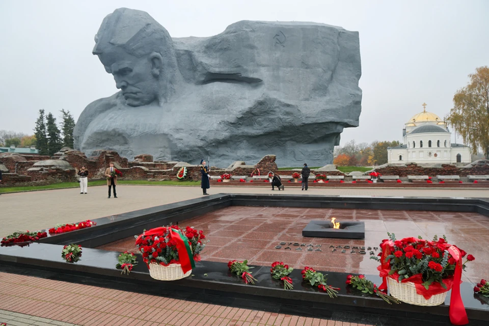 Память о защитниках крепости связана и с историей Ленинграда. Фото: Смольный
