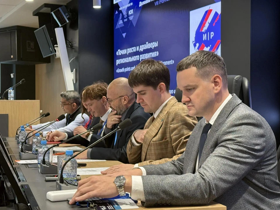 Форум продлится до 31 октября. Фото: самарское региональное отделение партии "Единая Россия"