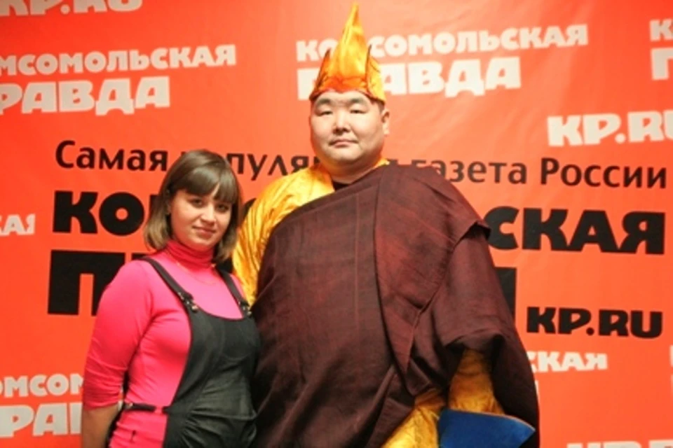 Настоятель Угданского Дацана Тумэн пожелал «Комсомолке» в новом году творческого роста и процветания.