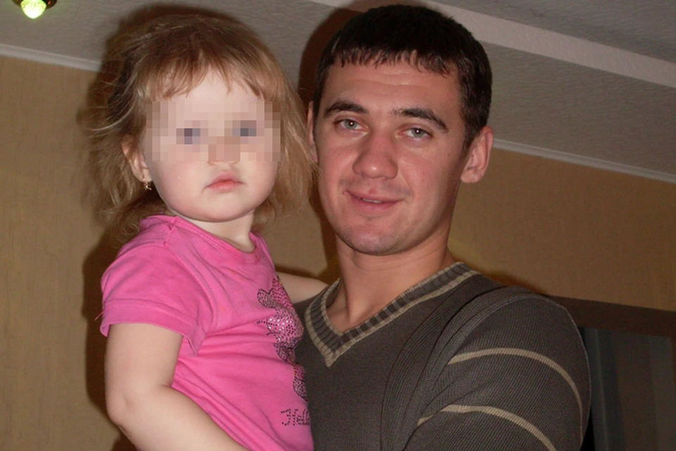 Данил Сафин со своей крестницей.