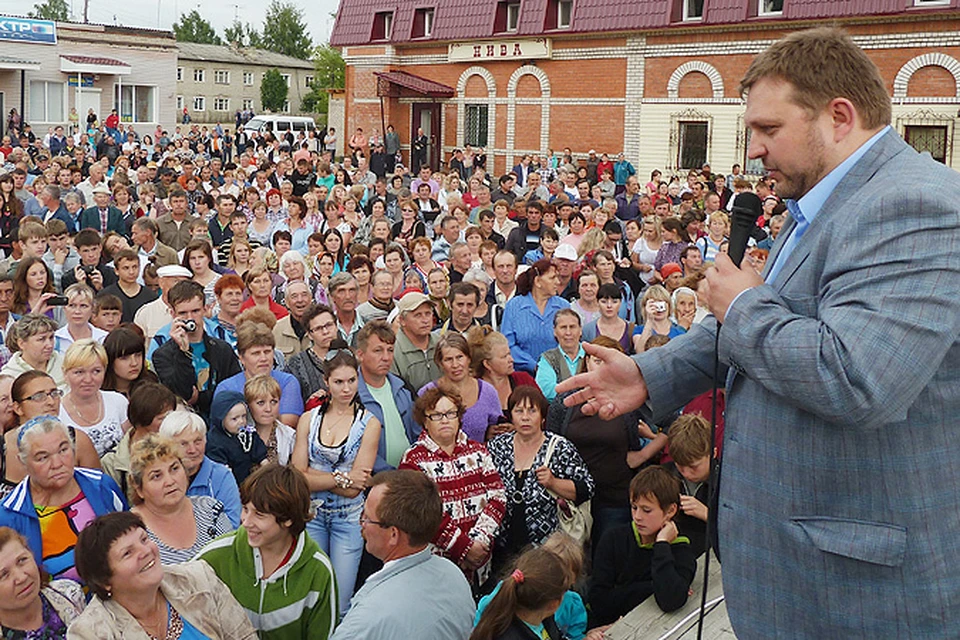 Губернатор Никита Белых гасит очаг напряженности в Демьяново.