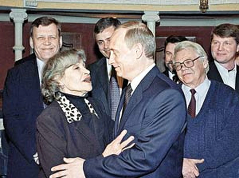 Юбилей путиной. Путин в Костроме 1998. Путин в Костроме. Фото Путина к юбилею. Путину 70 фото.