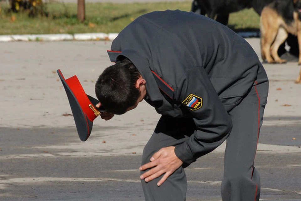 Депутат областной Думы устроил дебош в клубе и обматерил полицейских