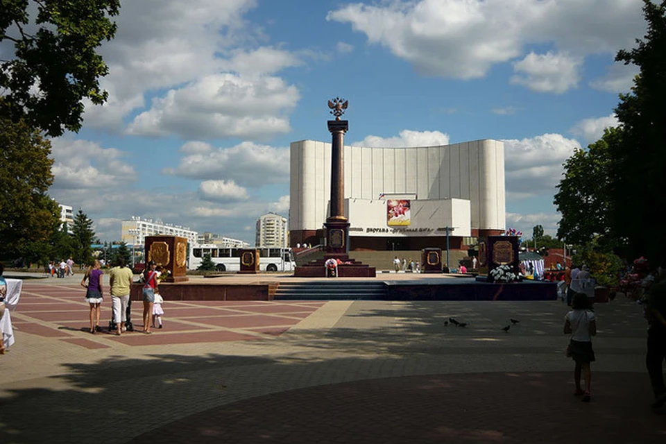 Белгород славы. Стелла город воинской славы Белгород. Достопримечательности Белгорода Стелла. Городской округ город Белгород Стелла. Белгородская площадь Стэлла.