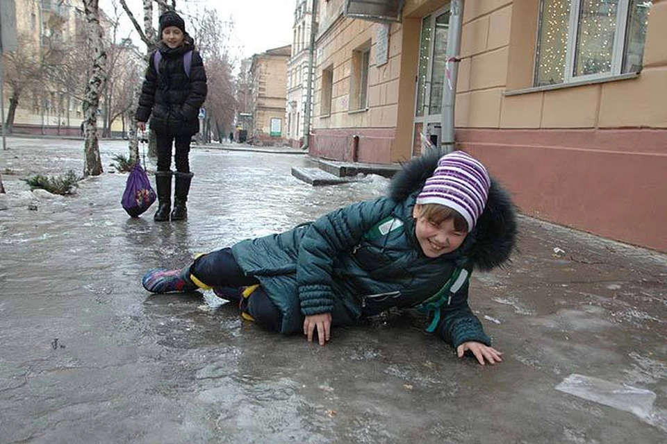 Погода в Волгограде капризничает, то гололедица и дождь, то мороз.