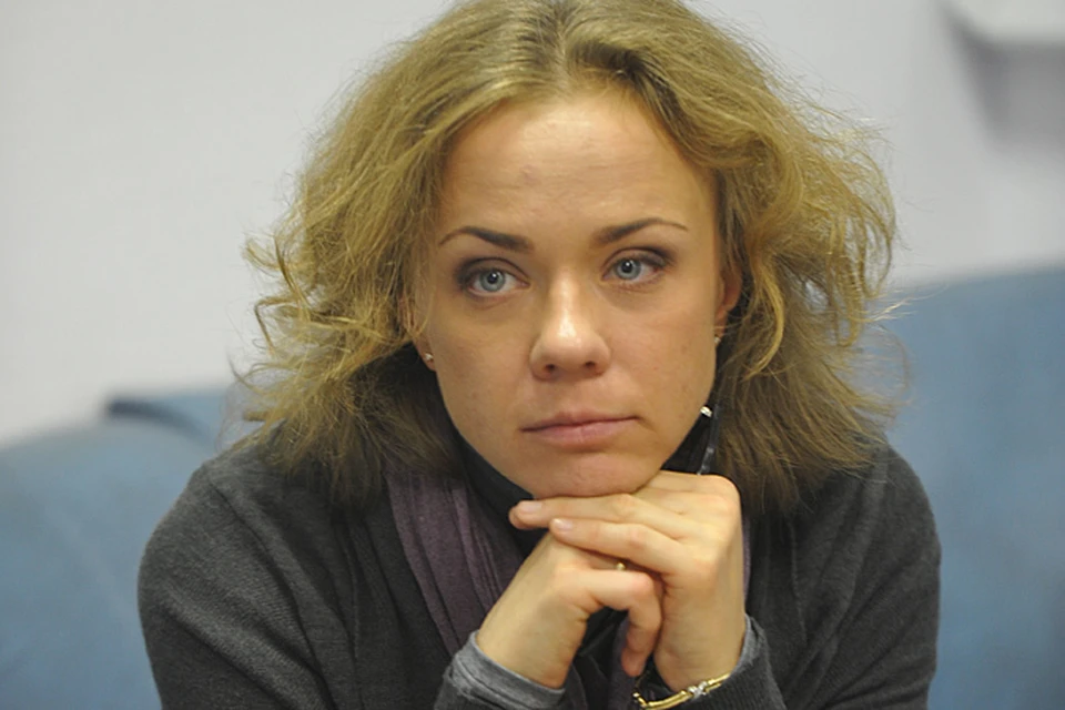 Бывшая участница группы «Лицей» и телеведущая Елена Перова осталась без прав. Водительских
