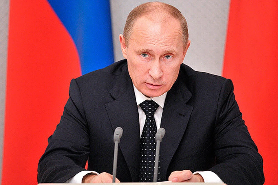 Депутаты пожаловались Путину на упырей и актрису, которая вырезала себе грудь
