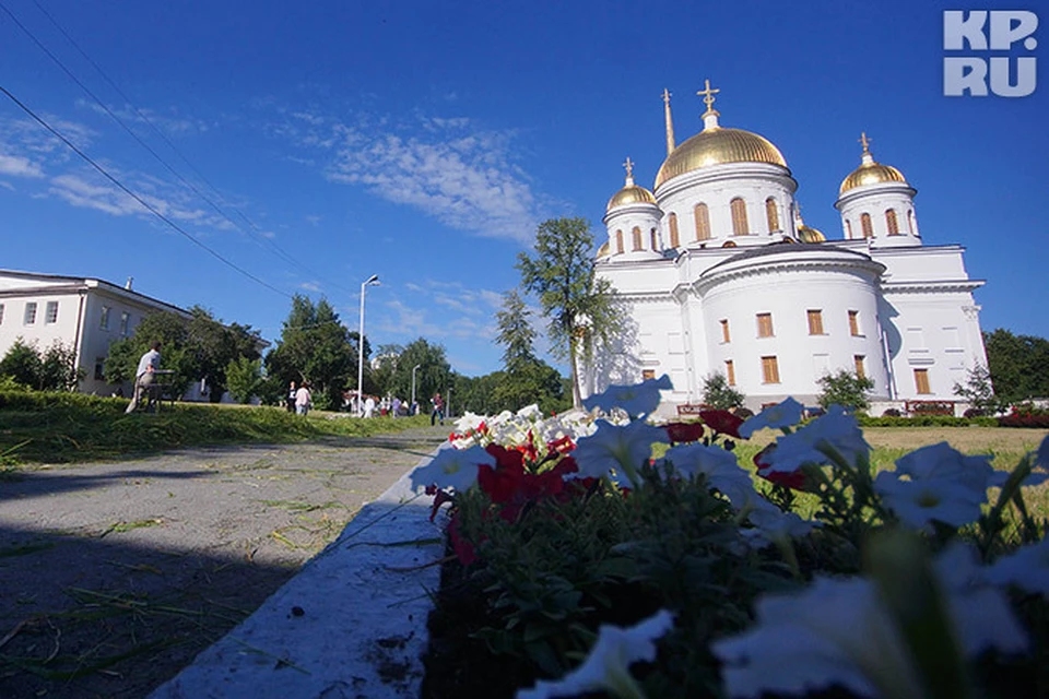 Главный храм Ново-Тихвинского монастыря реконструировали 7 лет.